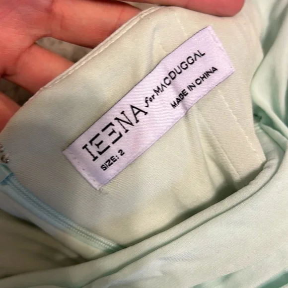 Ieena MAC Duggal ruched off the shoulder dress size 2 light green - Picture 7 of 9